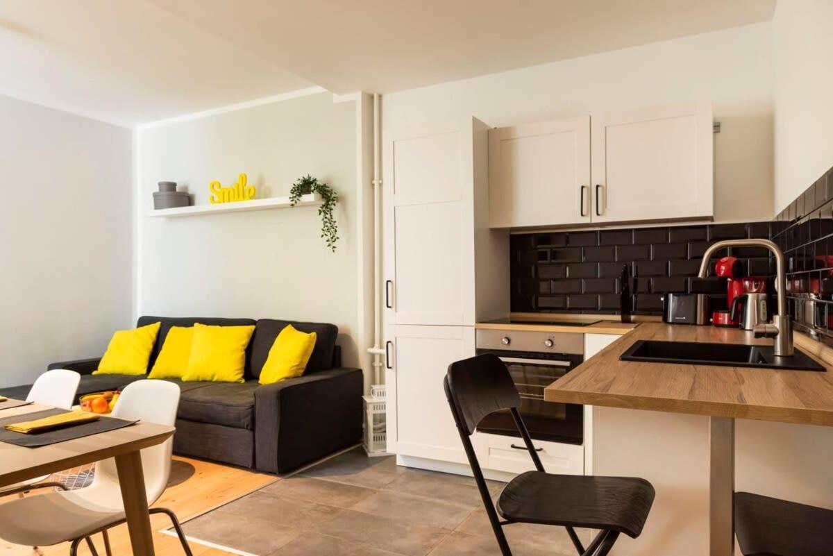 Cosy Two Br Plus Self Checkin Plus Street Parking Berlin Bagian luar foto