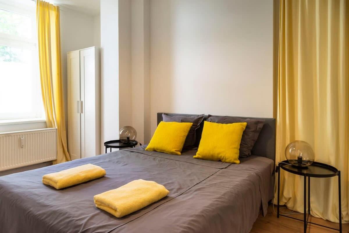 Cosy Two Br Plus Self Checkin Plus Street Parking Berlin Bagian luar foto
